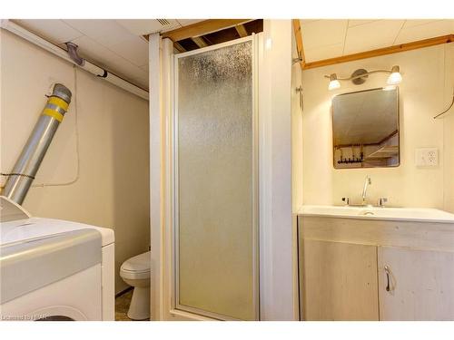 235 Lillico Avenue S, Listowel, ON - Indoor Photo Showing Bathroom