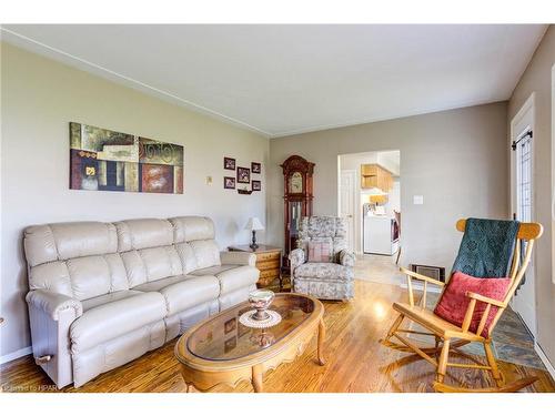 235 Lillico Avenue S, Listowel, ON - Indoor Photo Showing Living Room