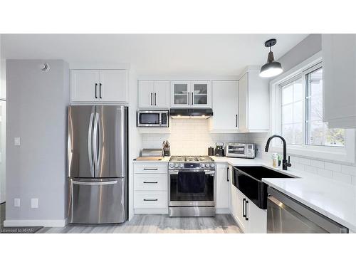 56 Albert Street, Mitchell, ON - Indoor Photo Showing Kitchen With Stainless Steel Kitchen With Upgraded Kitchen