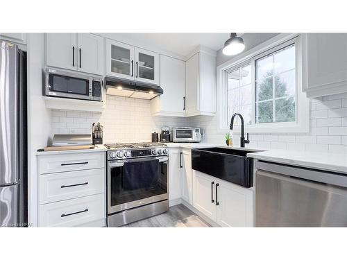 56 Albert Street, Mitchell, ON - Indoor Photo Showing Kitchen With Stainless Steel Kitchen With Upgraded Kitchen