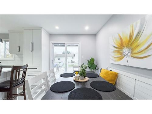 56 Albert Street, Mitchell, ON - Indoor Photo Showing Dining Room