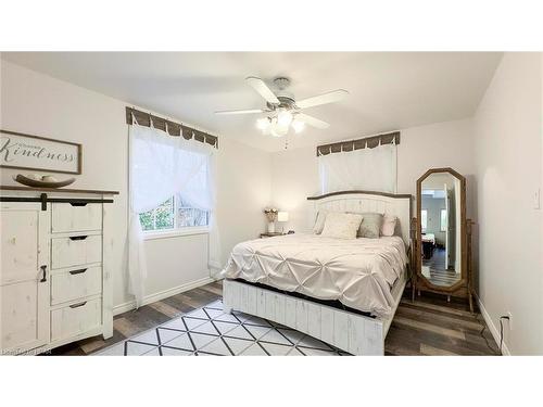 56 Albert Street, Mitchell, ON - Indoor Photo Showing Bedroom