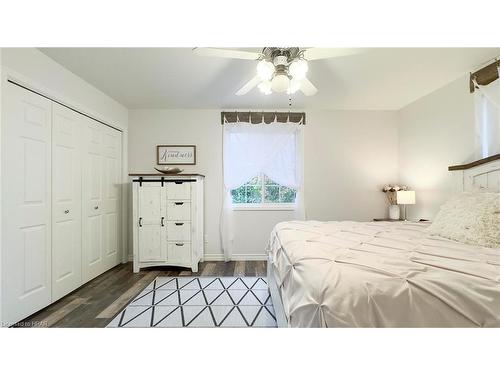 56 Albert Street, Mitchell, ON - Indoor Photo Showing Bedroom