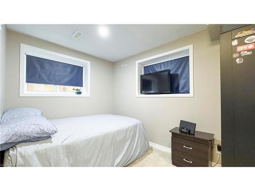 56 Albert Street, Mitchell, ON - Indoor Photo Showing Bedroom