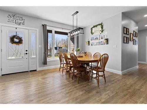 43830 Cranbrook Road, Brussels, ON - Indoor Photo Showing Dining Room