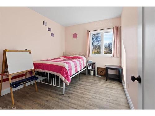 43830 Cranbrook Road, Brussels, ON - Indoor Photo Showing Bedroom