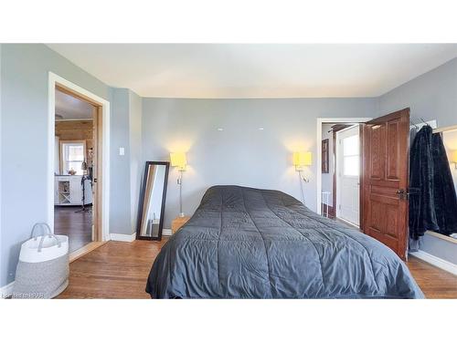 7808 Perth Road 131, Perth East, ON - Indoor Photo Showing Bedroom