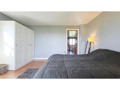 7808 Perth Road 131, Perth East, ON - Indoor Photo Showing Bedroom