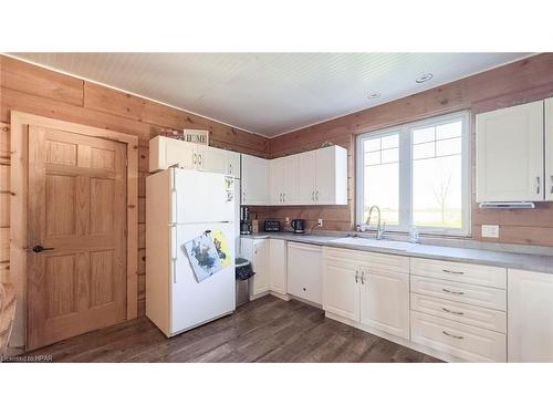 7808 Perth Road 131, Perth East, ON - Indoor Photo Showing Kitchen