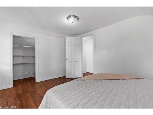 233 Nile Street, Stratford, ON - Indoor Photo Showing Bedroom