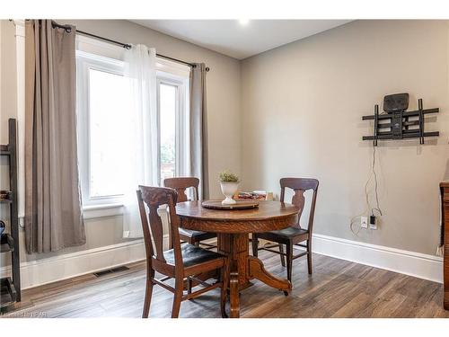 175 Mcnab St, Stratford, ON - Indoor Photo Showing Dining Room