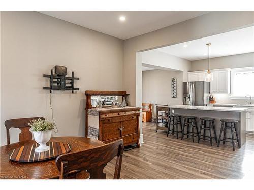 175 Mcnab St, Stratford, ON - Indoor Photo Showing Dining Room