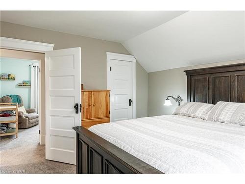 175 Mcnab St, Stratford, ON - Indoor Photo Showing Bedroom