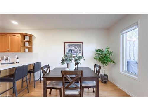 36 Hyde Road, Stratford, ON - Indoor Photo Showing Dining Room