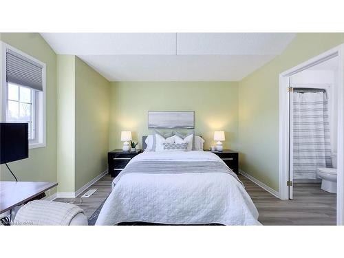 36 Hyde Road, Stratford, ON - Indoor Photo Showing Bedroom