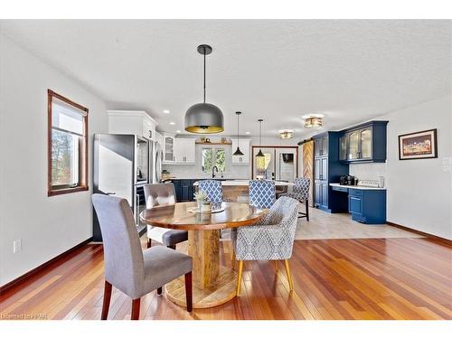 2892 Hocking Drive, Russeldale, ON - Indoor Photo Showing Dining Room