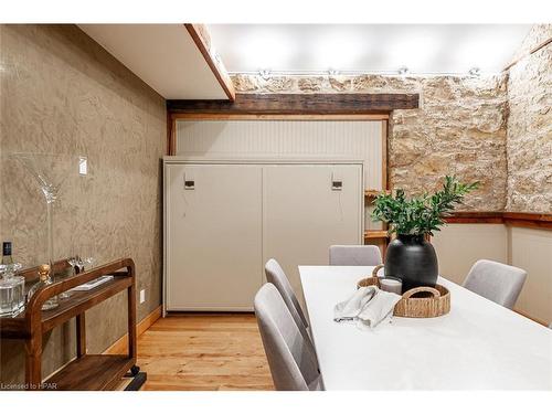 137 Grand Avenue S, Cambridge, ON - Indoor Photo Showing Dining Room