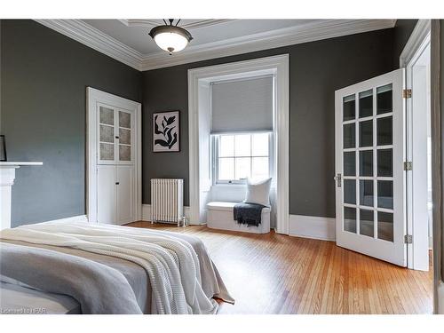 137 Grand Avenue S, Cambridge, ON - Indoor Photo Showing Bedroom