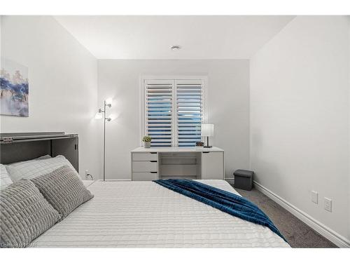 198 Lake Breeze Drive, Ashfield-Colborne-Wawanosh, ON - Indoor Photo Showing Bedroom