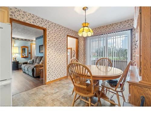 71 Orchard Street, Exeter, ON - Indoor Photo Showing Dining Room