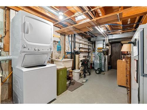 71 Orchard Street, Exeter, ON - Indoor Photo Showing Laundry Room