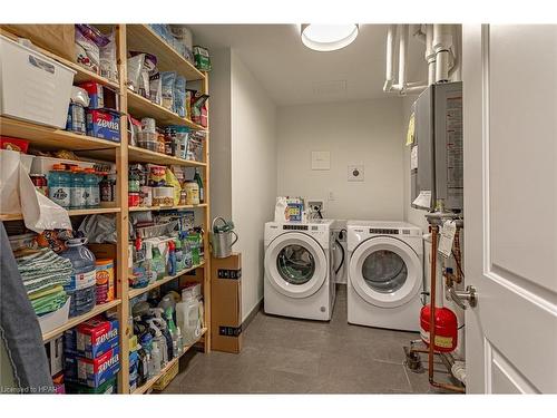 405-235 John Street N, Stratford, ON - Indoor Photo Showing Laundry Room