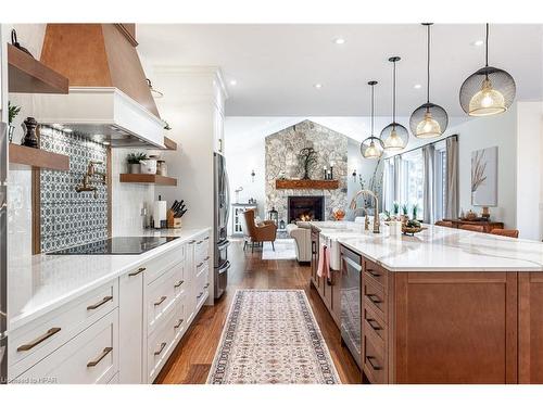 3898 Line 9, R.R. #2, St. Marys, ON - Indoor Photo Showing Kitchen With Upgraded Kitchen