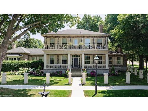 100-5 Cobourg Street, Goderich, ON - Outdoor With Facade