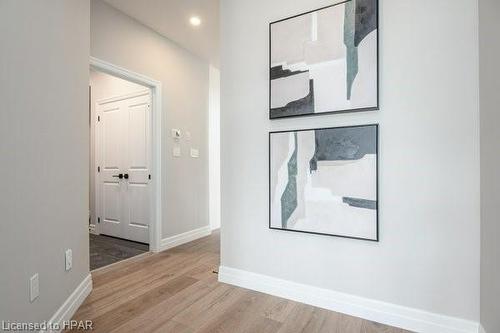 6 Diamond Street, Tavistock, ON - Indoor Photo Showing Other Room