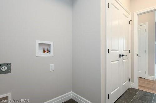 6 Diamond Street, Tavistock, ON - Indoor Photo Showing Other Room