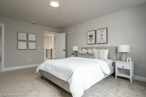 6 Diamond Street, Tavistock, ON - Indoor Photo Showing Bedroom