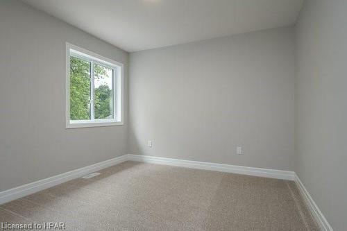 6 Diamond Street, Tavistock, ON - Indoor Photo Showing Other Room