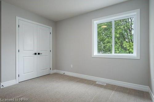 6 Diamond Street, Tavistock, ON - Indoor Photo Showing Other Room