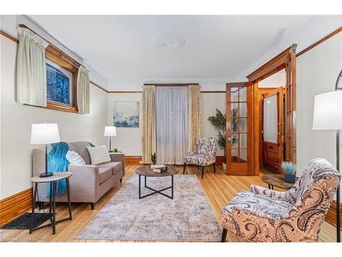 150 East Street, Goderich, ON - Indoor Photo Showing Living Room