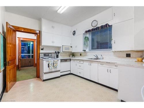 150 East Street, Goderich, ON - Indoor Photo Showing Kitchen