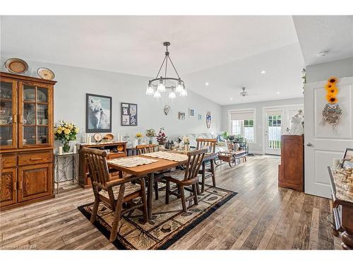 45 Devon Drive, Exeter, ON - Indoor Photo Showing Dining Room