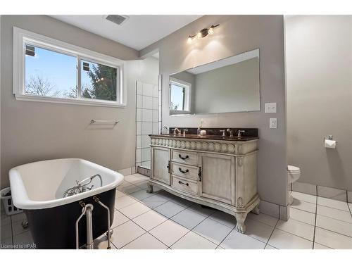 53 Robertson Street, Harriston, ON - Indoor Photo Showing Bathroom