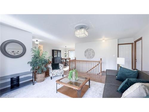 76 Napier Street, Mitchell, ON - Indoor Photo Showing Living Room