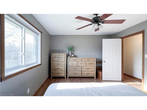 76 Napier Street, Mitchell, ON - Indoor Photo Showing Bedroom