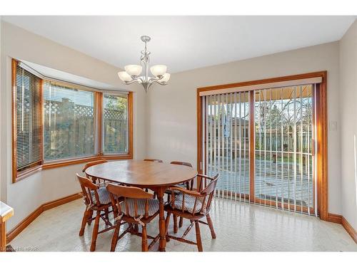 225 Eastern Avenue, Exeter, ON - Indoor Photo Showing Dining Room