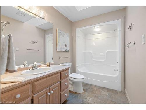 225 Eastern Avenue, Exeter, ON - Indoor Photo Showing Bathroom