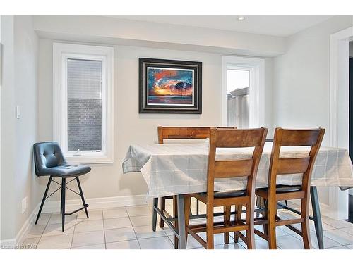 44 Anderson Crescent, Stratford, ON - Indoor Photo Showing Dining Room