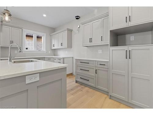 42 Avery Place, Milverton, ON - Indoor Photo Showing Kitchen