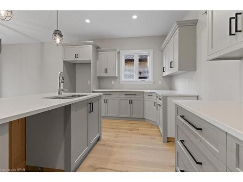 42 Avery Place, Milverton, ON - Indoor Photo Showing Kitchen With Double Sink