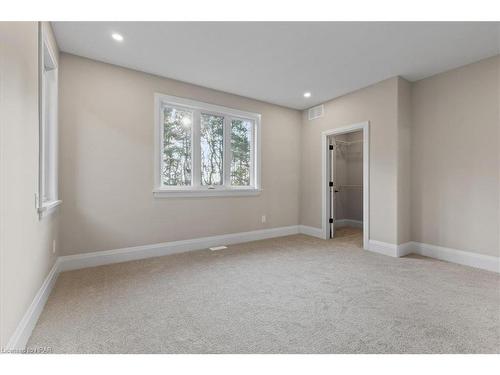 42 Avery Place, Milverton, ON - Indoor Photo Showing Other Room