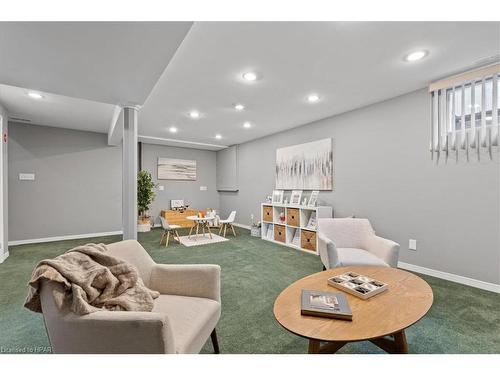 8 Oak Street, Stratford, ON - Indoor Photo Showing Living Room