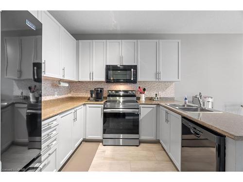 28 Macpherson Avenue, Seaforth, ON - Indoor Photo Showing Kitchen With Double Sink