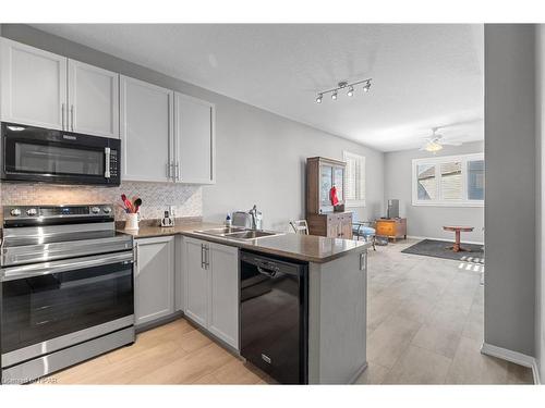 28 Macpherson Avenue, Seaforth, ON - Indoor Photo Showing Kitchen With Double Sink