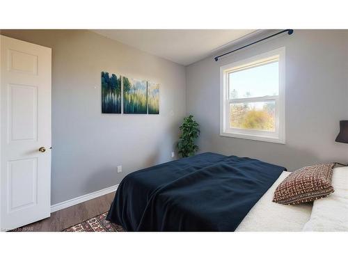 45-56 Hiawatha Road, Woodstock, ON - Indoor Photo Showing Bedroom