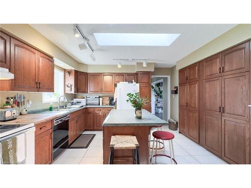 157 William Street N, Clinton, ON - Indoor Photo Showing Kitchen With Double Sink